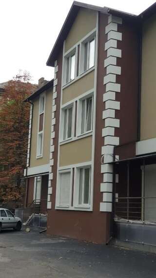 Хостелы Sweet Home Днепр Кровать в общем номере с 4 кроватями-22